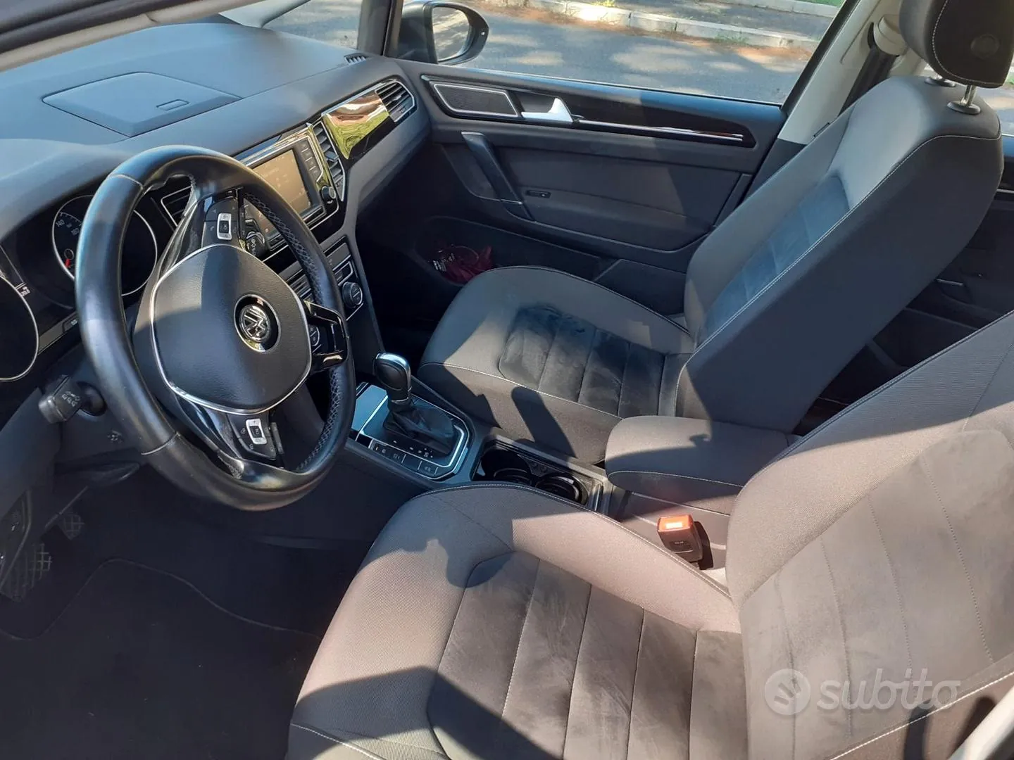 Volkswagen Golf Sportsvan 2017 photo 4