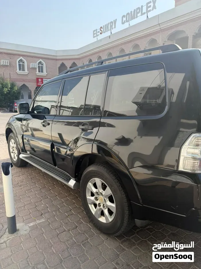 Mitsubishi Pajero 2016 photo 3