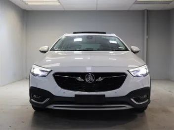 Holden Calais 2019 photo 5