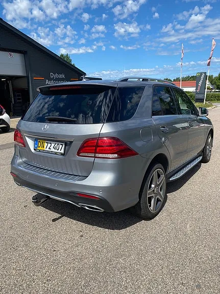 Mercedes-Benz Gle350 D 2016 photo 2