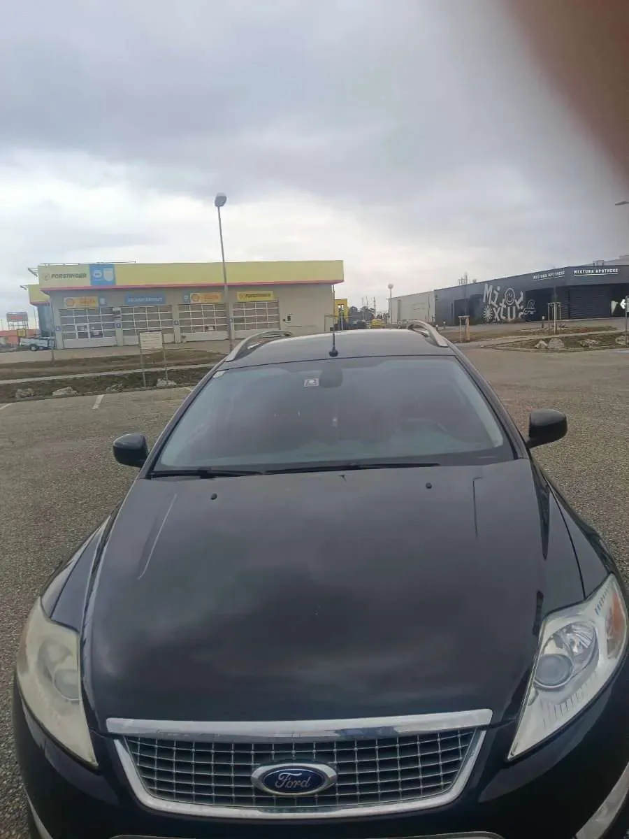 Ford Mondeo 2010 photo 2