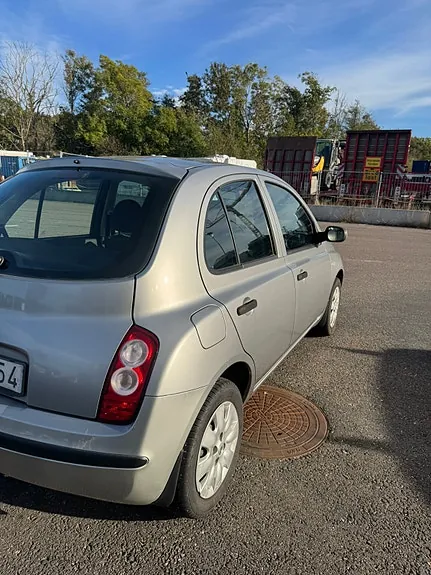 Nissan Micra 2005 photo 4