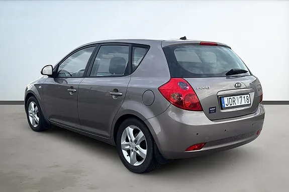 Kia Ceed 2009 photo 3