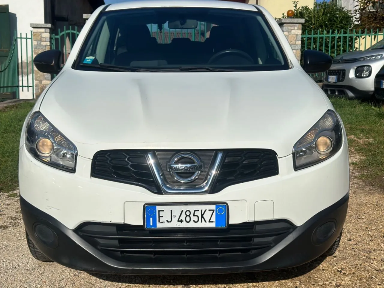 Nissan Qashqai 2011 photo 2