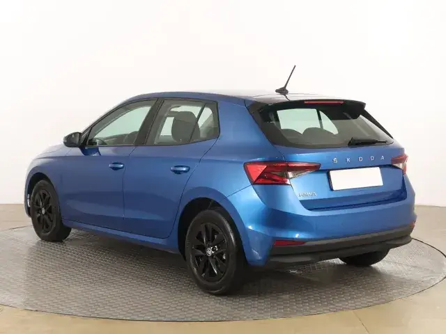 Skoda Fabia 2022 photo 3