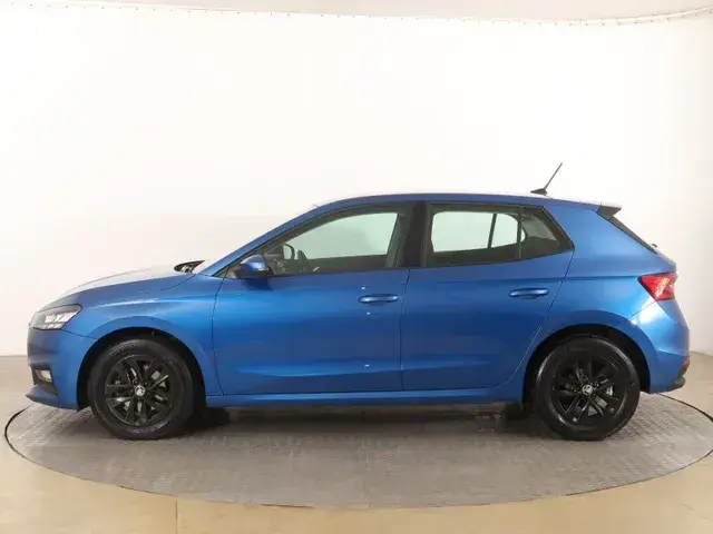 Skoda Fabia 2022 photo 2