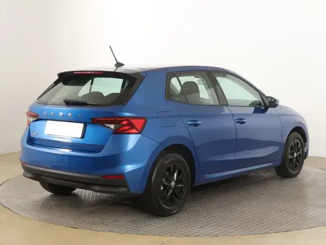 Skoda Fabia 2022 photo 4