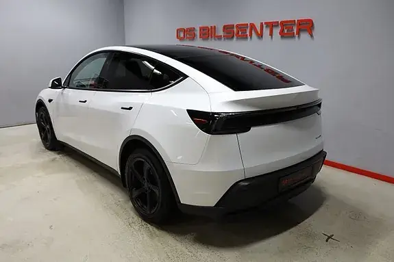 Tesla Model Y 2023 photo 5