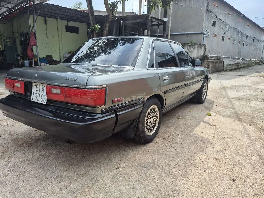 Toyota Camry 1988 photo 3