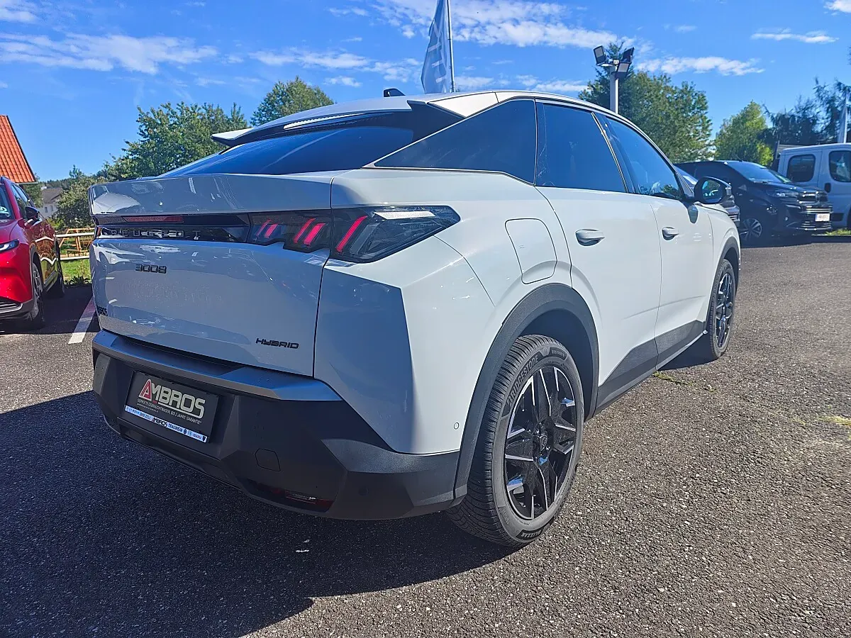 Peugeot 3008 2025 photo 2