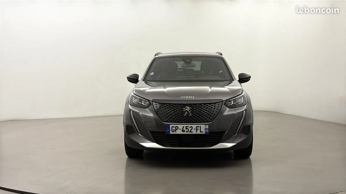 Peugeot 2008 2023 photo 2