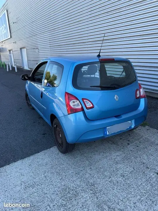 Renault Twingo 2012 photo 2