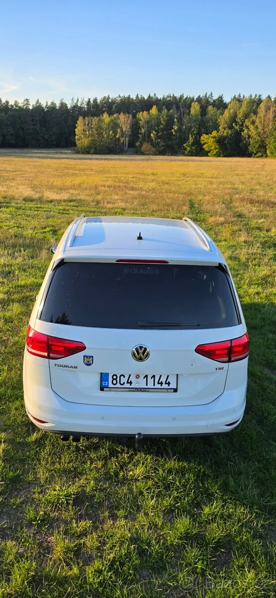 Volkswagen Touran 2017 photo 4