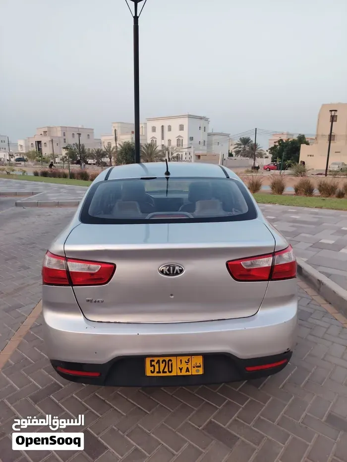 Kia Rio 2015 photo 2