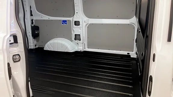 Ford Custom 2026 photo 5