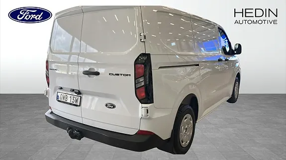 Ford Custom 2026 photo 2