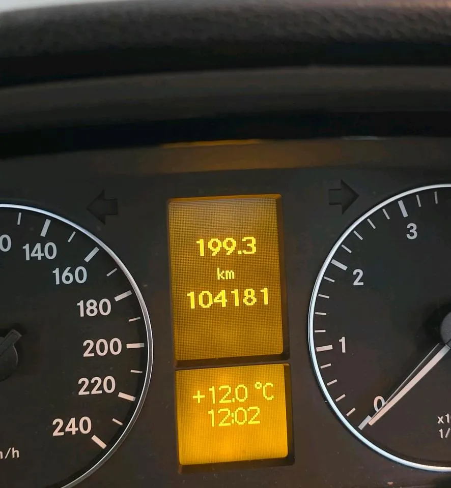 Mercedes-Benz A160