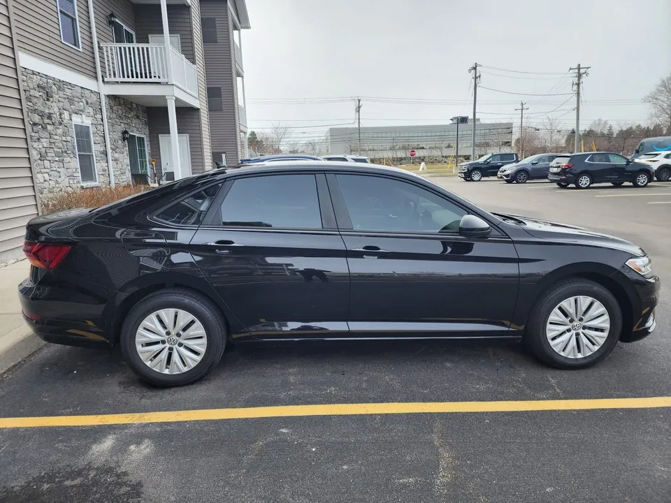 Volkswagen Jetta 2019 photo 4