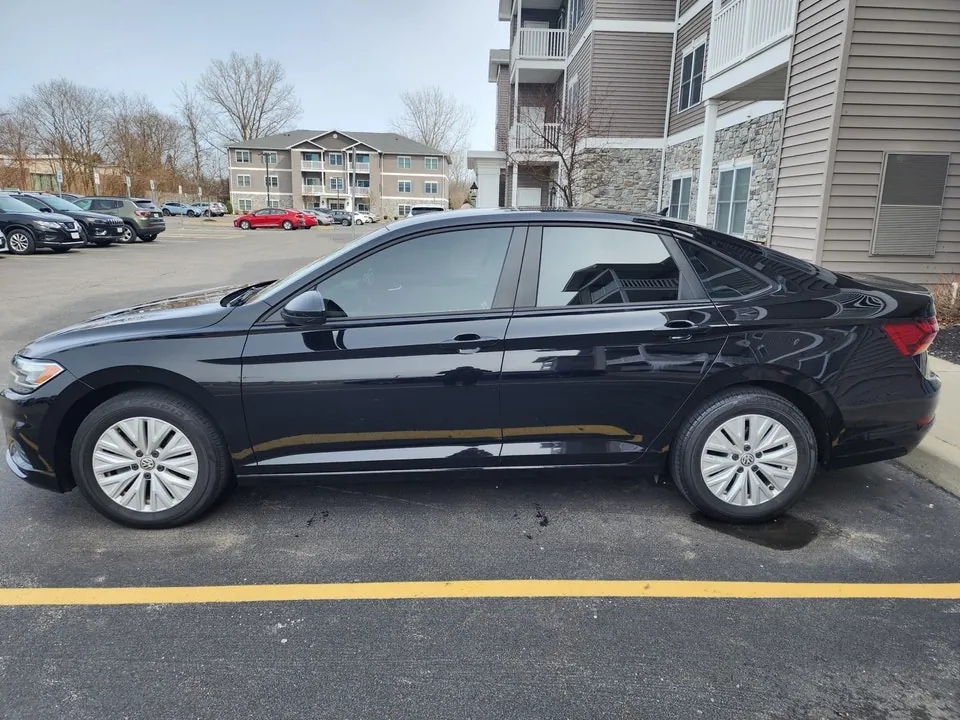 Volkswagen Jetta 2019 photo 3
