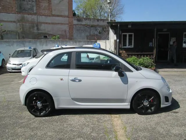 Abarth 595 2015 photo 2