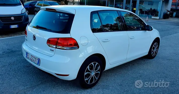 Volkswagen Golf 2012 photo 4