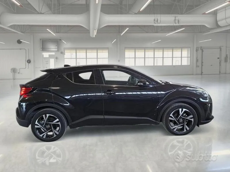 Toyota C-Hr 2022 photo 3