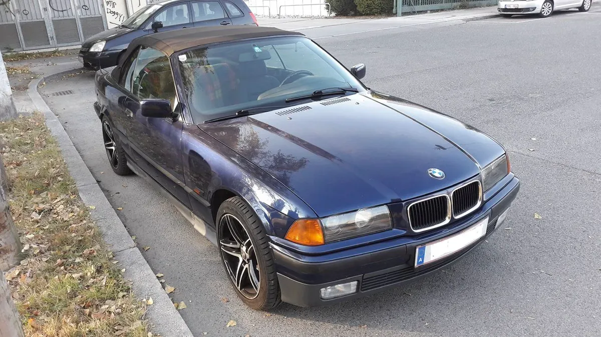 BMW 3 Series 1994 photo 3