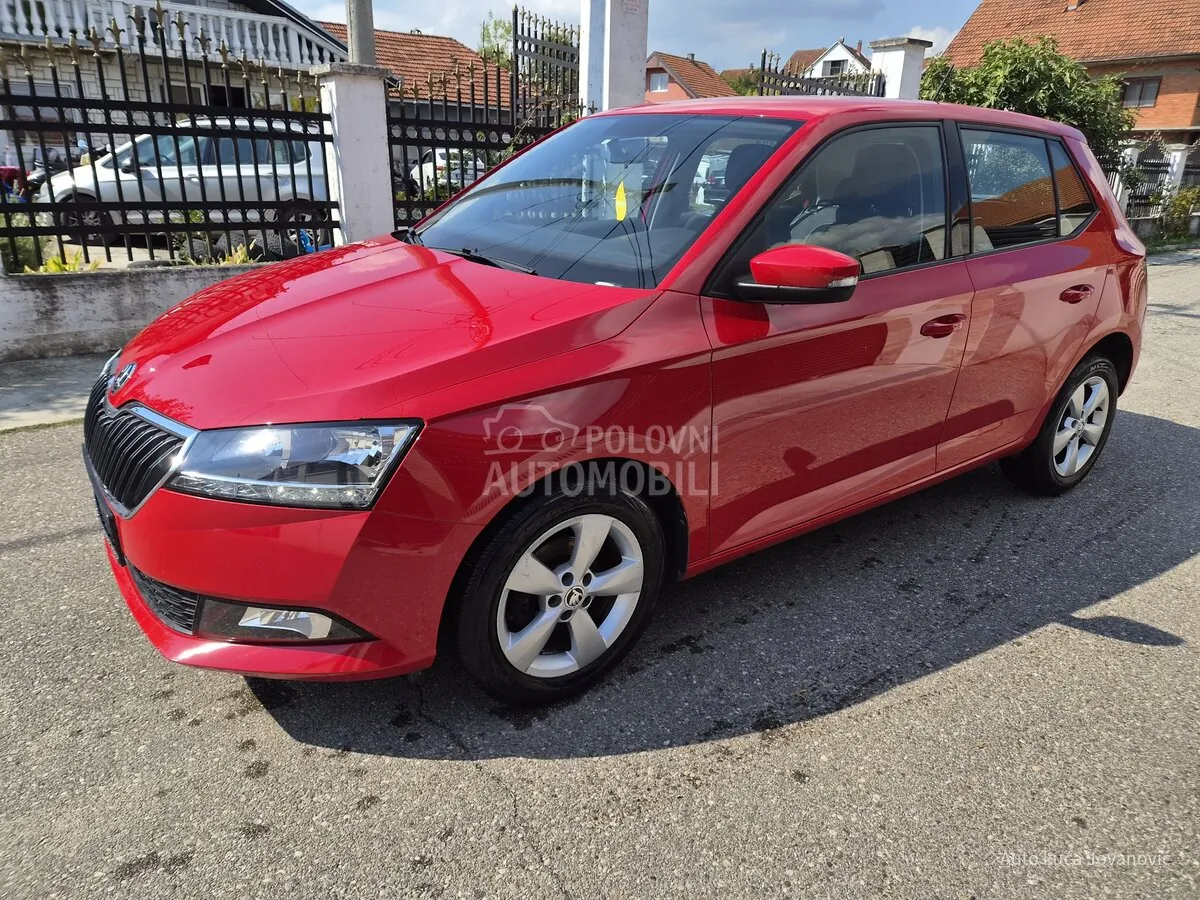 Skoda Fabia 2018 photo 4