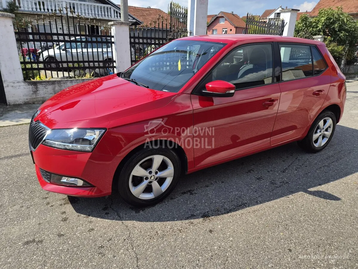 Skoda Fabia 2018 photo 5