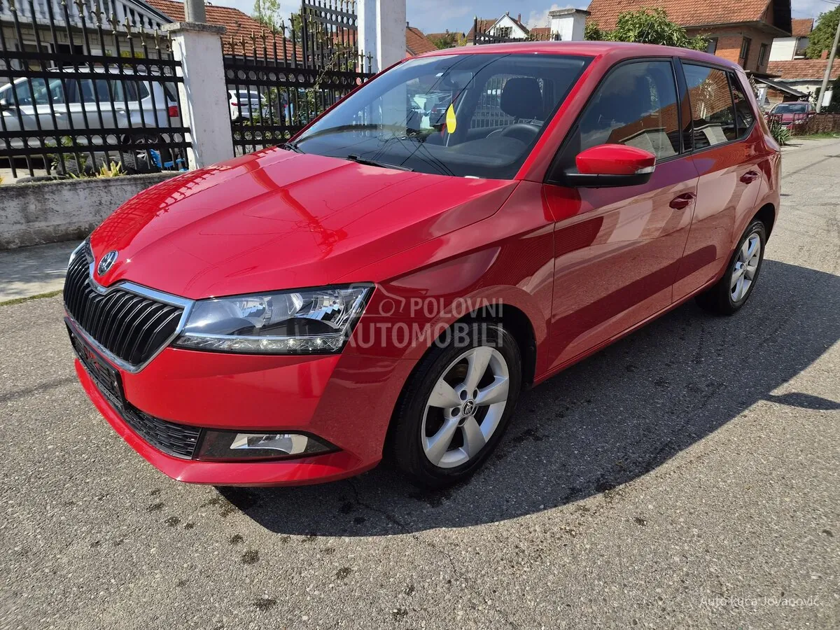Skoda Fabia 2018 photo 3