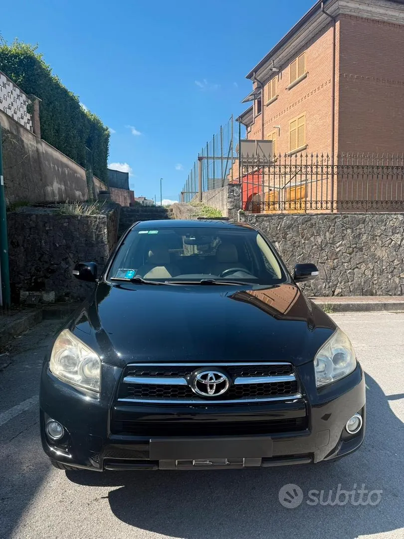 Toyota Rav4 2010 photo 3