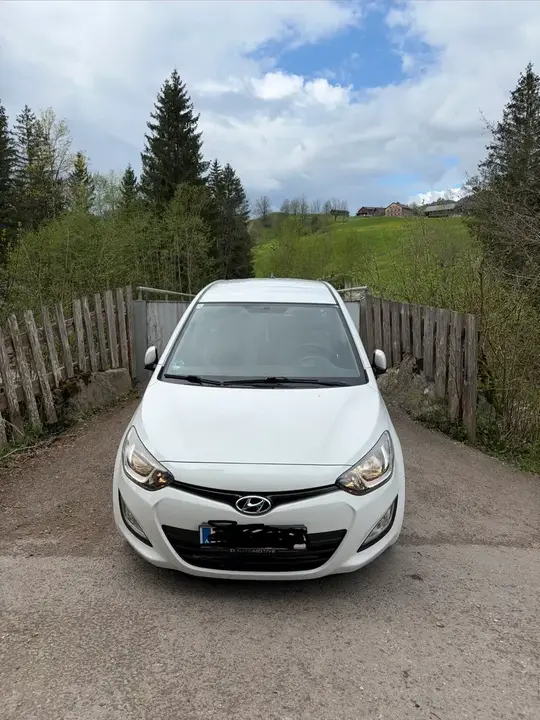 Hyundai I20