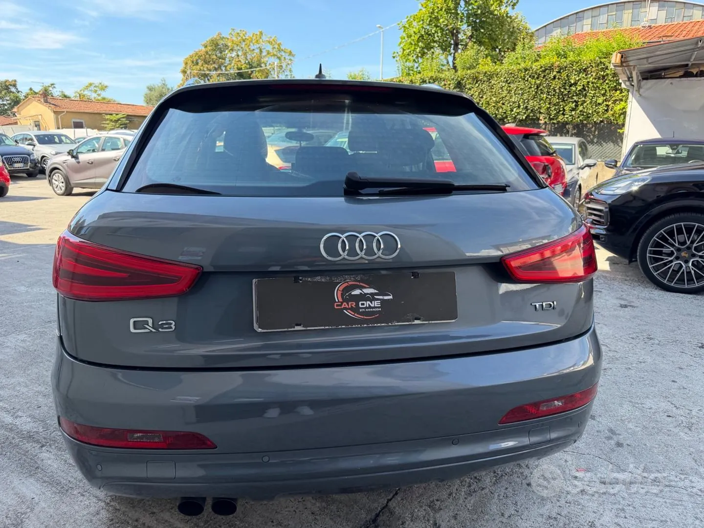 Audi Q3 2012 photo 5