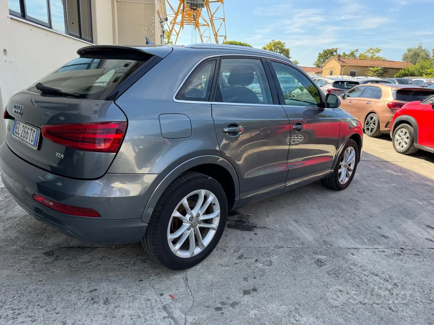 Audi Q3 2012 photo 4