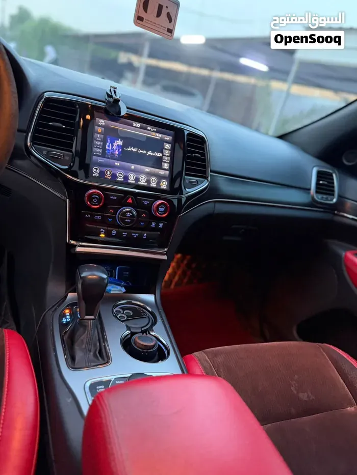 Jeep Grand Cherokee 2019 photo 4