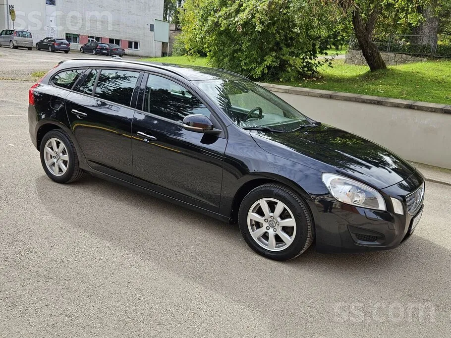 Volvo V60 2012 photo 5