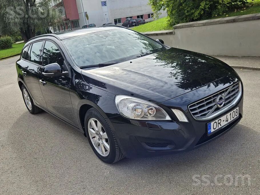 Volvo V60 2012 photo 4