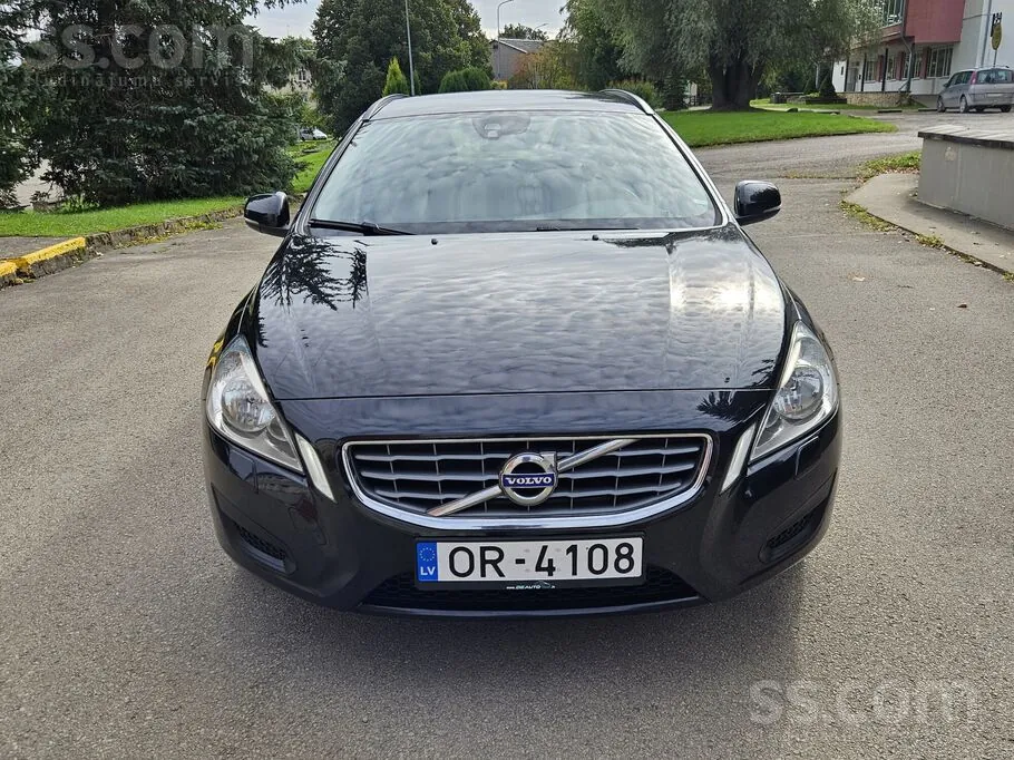Volvo V60 2012 photo 3