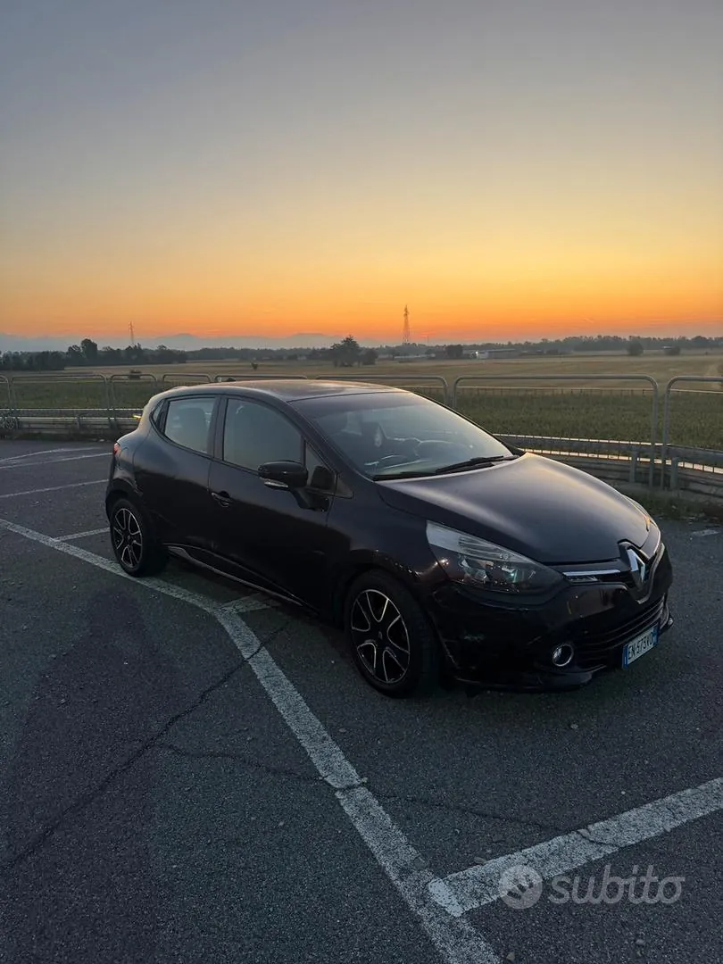 Renault Clio 2012 photo 5