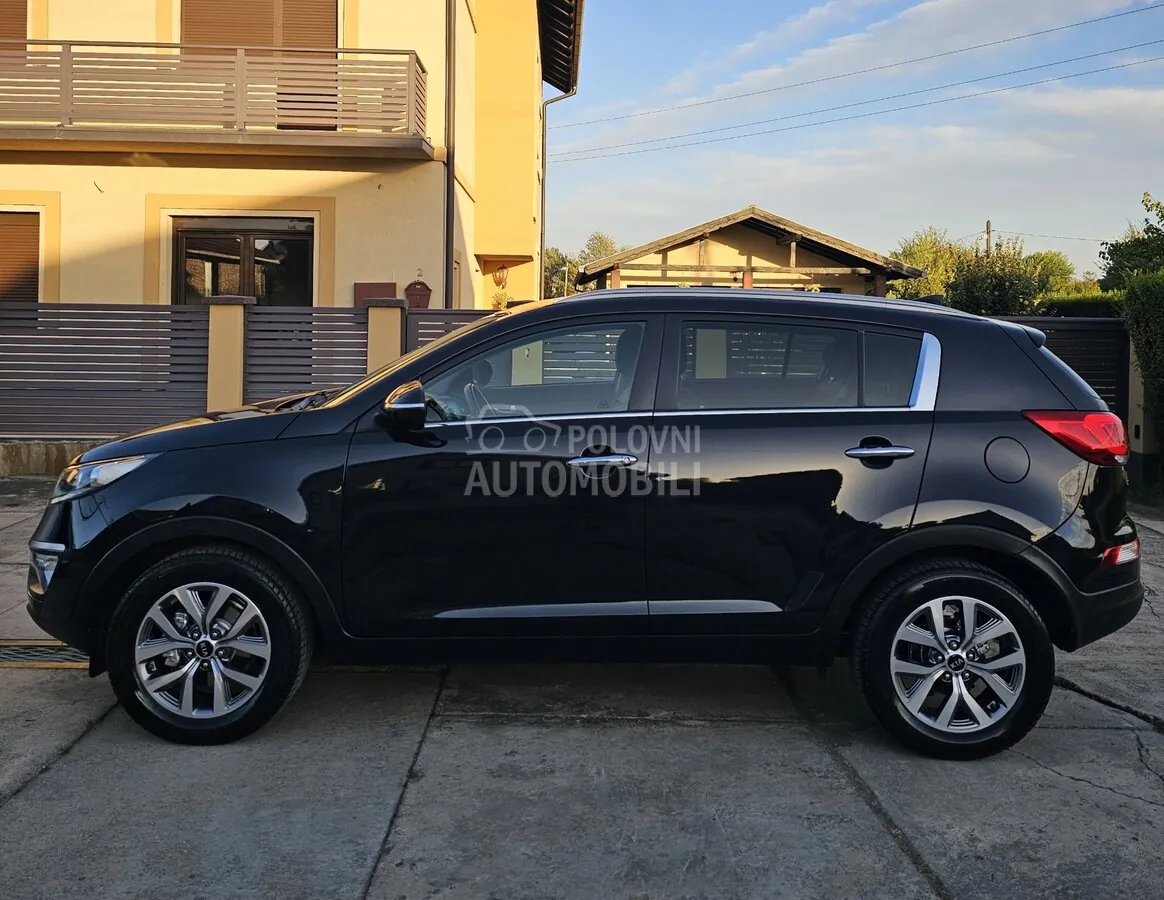 Kia Sportage 2015 photo 2