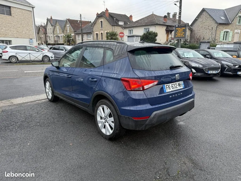 Seat Arona 2019 photo 3