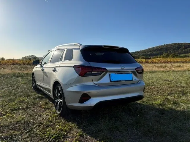 MG Mg5 2023 photo 3
