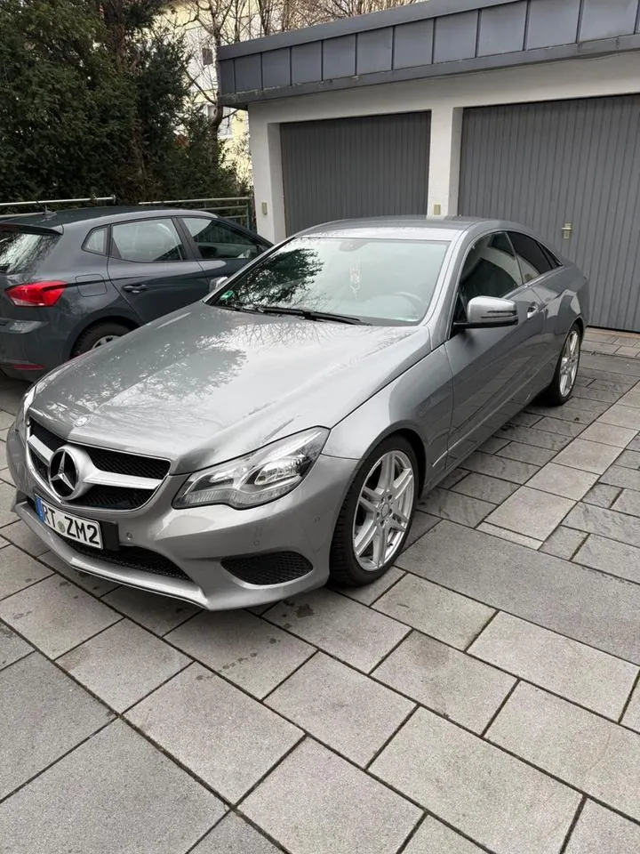Mercedes-Benz E 200 Coupé