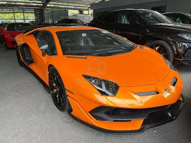 Lamborghini Aventador