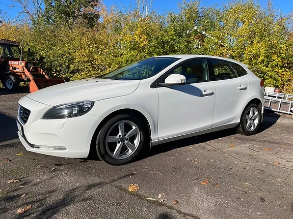 Volvo V40 2016 photo 2