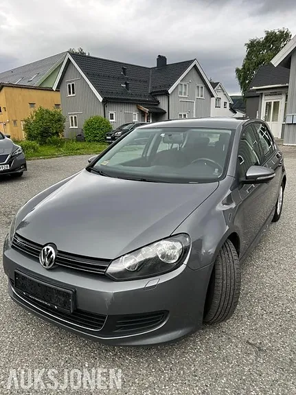 Volkswagen Golf 2012 photo 3