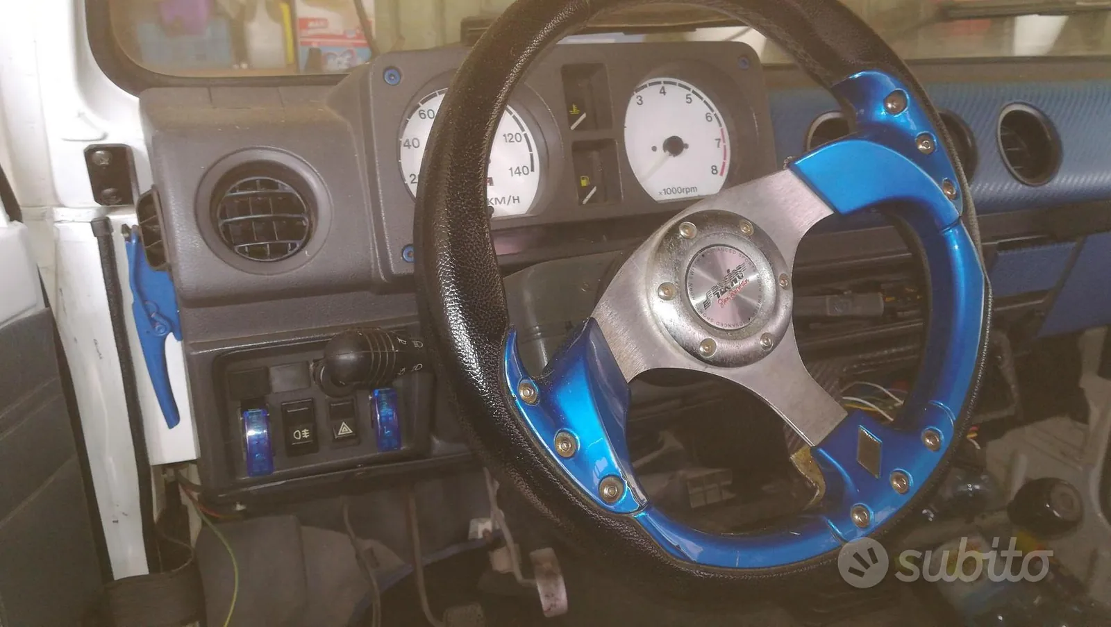 Suzuki Samurai 1987 photo 4