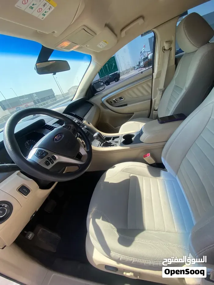 Ford Taurus 2014 photo 3
