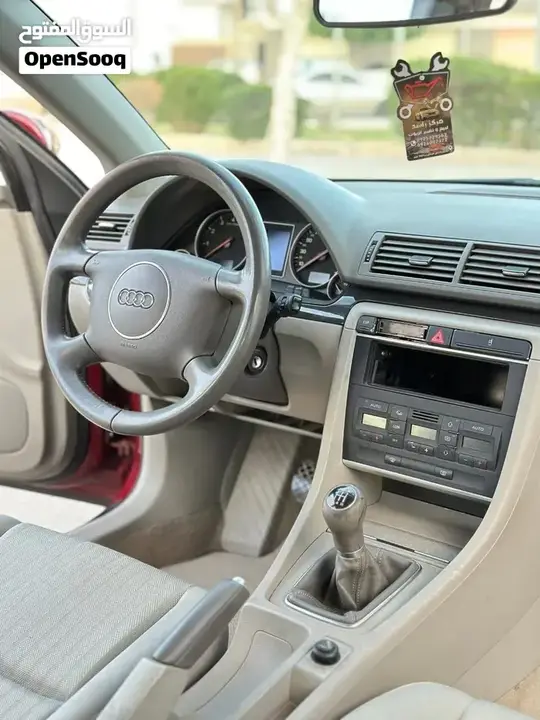 Audi A4 2004 photo 2