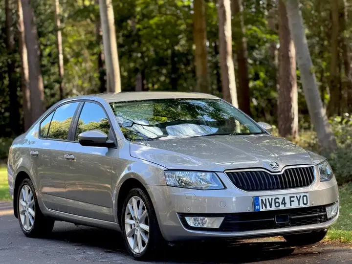Skoda Octavia 2014 photo 2
